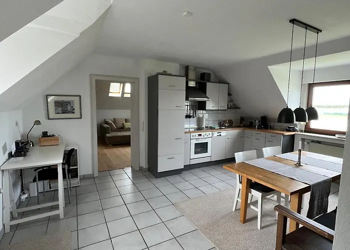 Gemuetliche In Rheinnaehe * 杜塞尔多夫