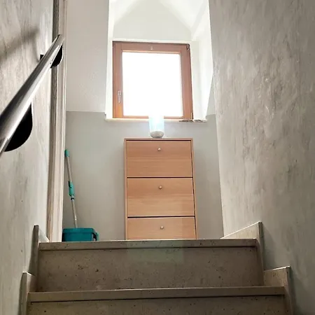 Apartment Gemuetliche In Rheinnaehe Dusseldorf