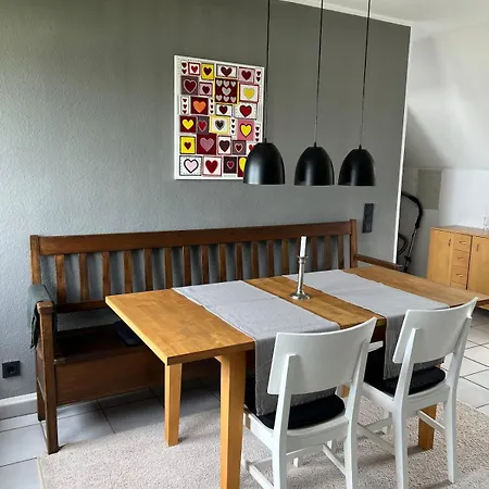 Apartment Gemuetliche In Rheinnaehe Dusseldorf